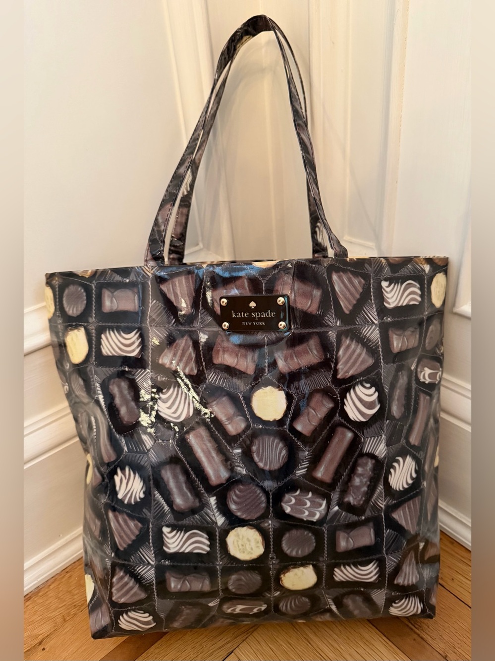 RARE Kate Spade Chocolate Box Print Coated Canvas Tote Bag Bon Bon Truffle Open